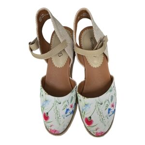 BareTrap Floral size 7.5